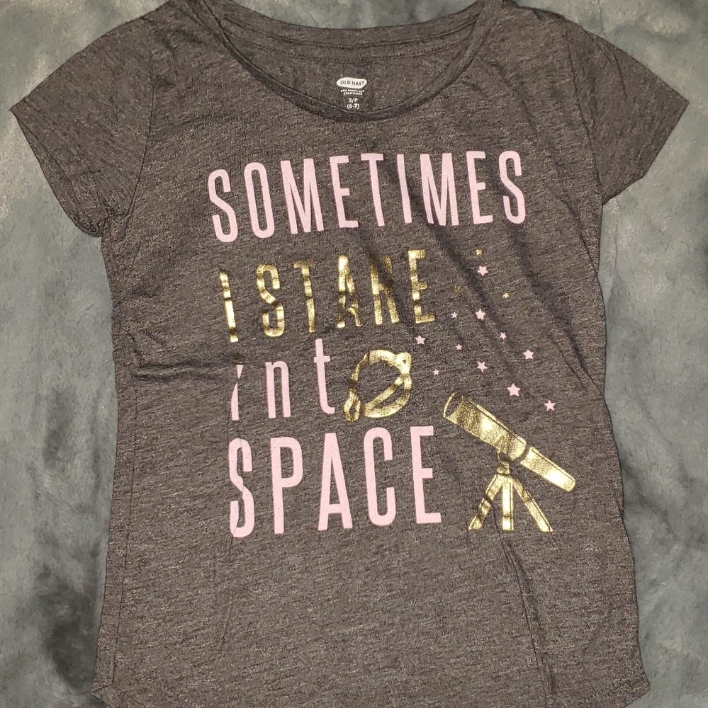 🛍 Old Navy Tee